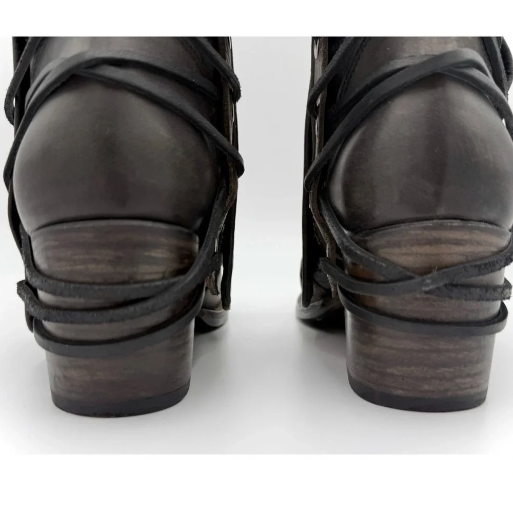 Freebird Cedrick | Black | Sz 8 - Women’s Leather Booties EUC - Picture 10 of 11